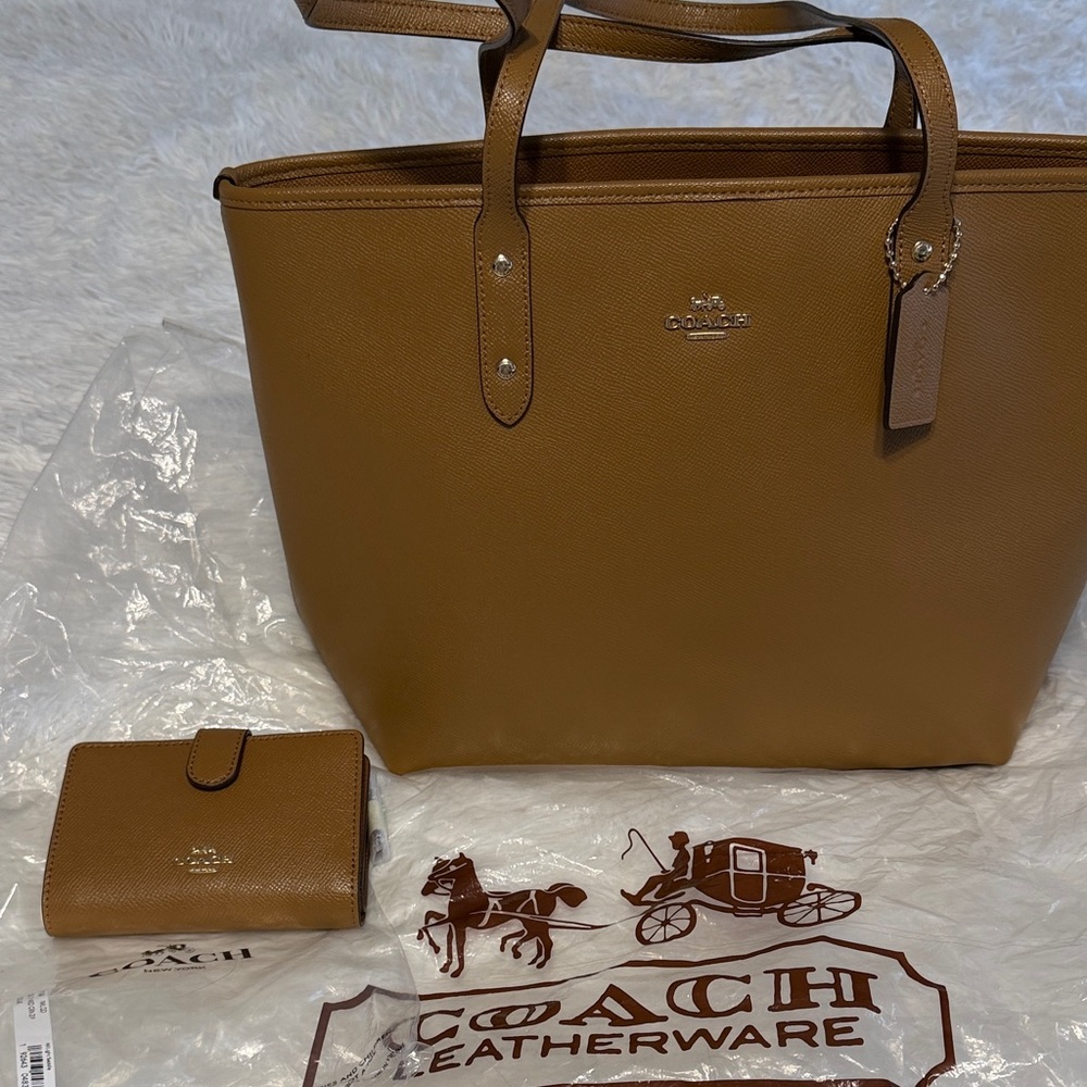 Coach Saddle Pebble Leather Tote and Wallet Duo. MWT